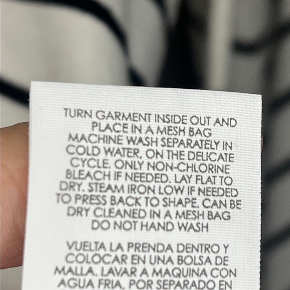 Cabi Relax Game Day Black & White Stripe Pullover Oversized Top - Small - Picture 4 of 6